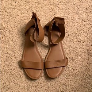Tan sandal